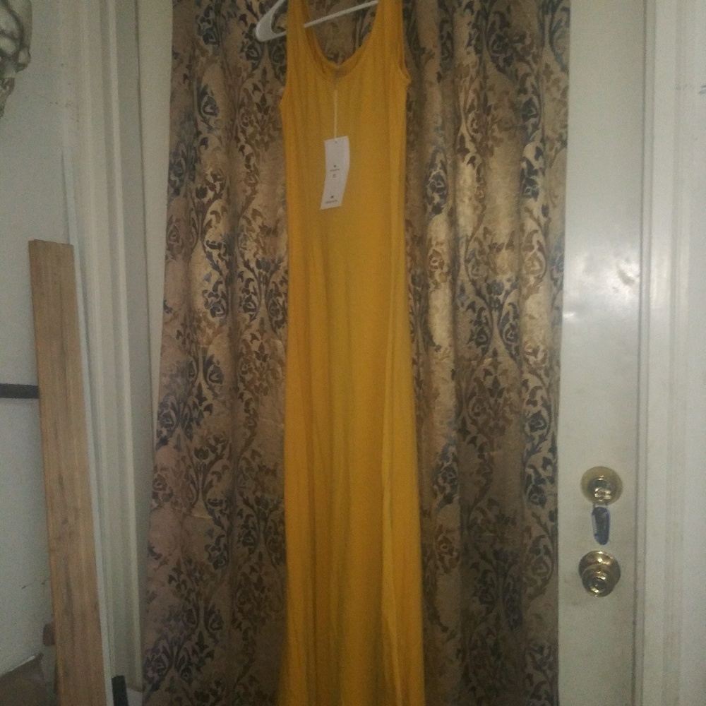 Yellow nearkin xs maxi dress new with tags